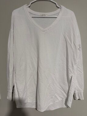 Z Supply Cream V-Neck Long Sleeve Top